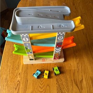 Wooden Car Ramp with Cars